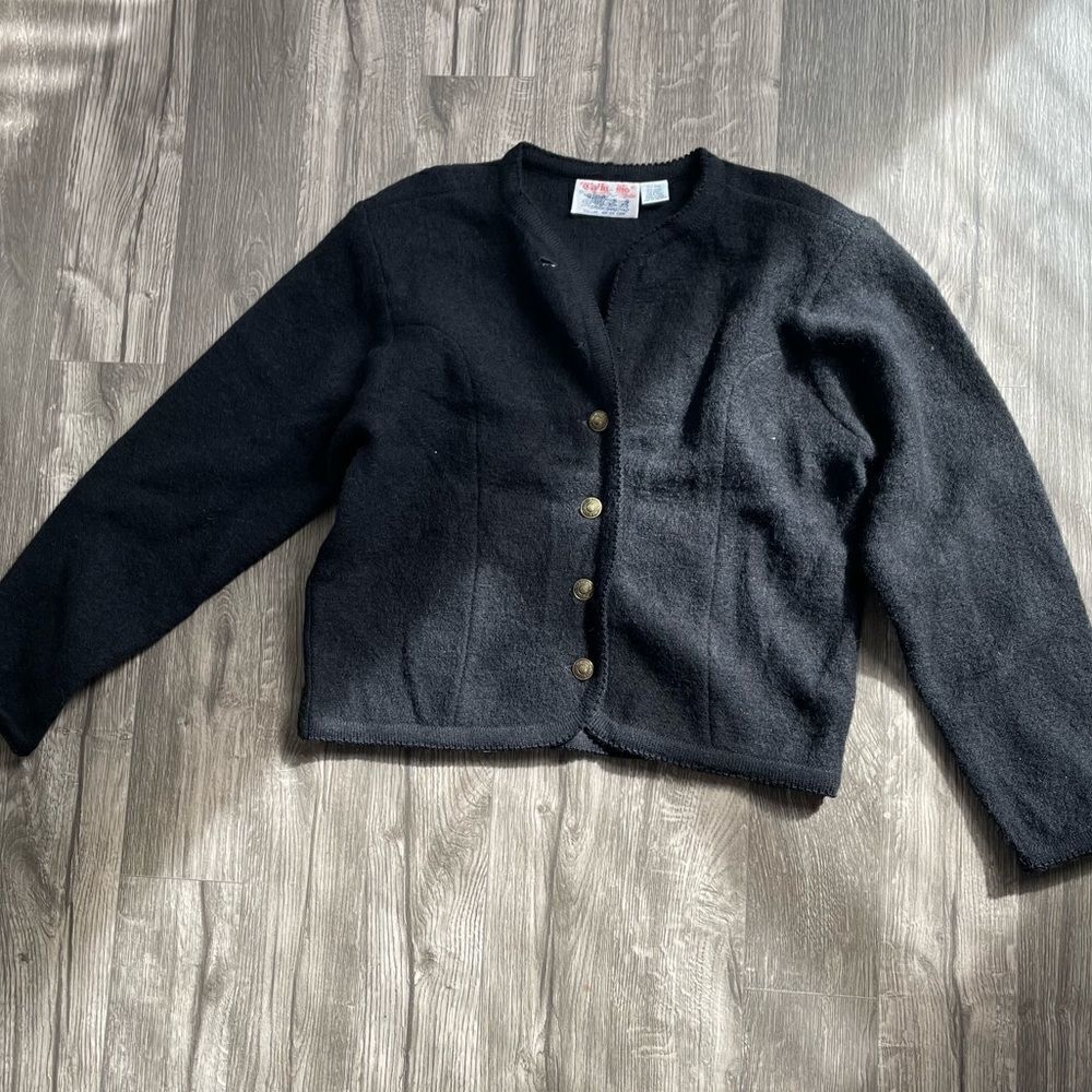 Vintage Tally Ho Wool Tailored Cardigan with Gold statement buttons - Picture 9 of 15